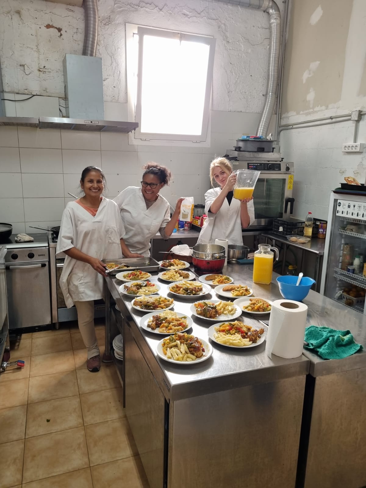 Lebensmittelbank barcelona volunteers